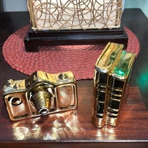 2 Piece Decorative Shelf Decor NWOT